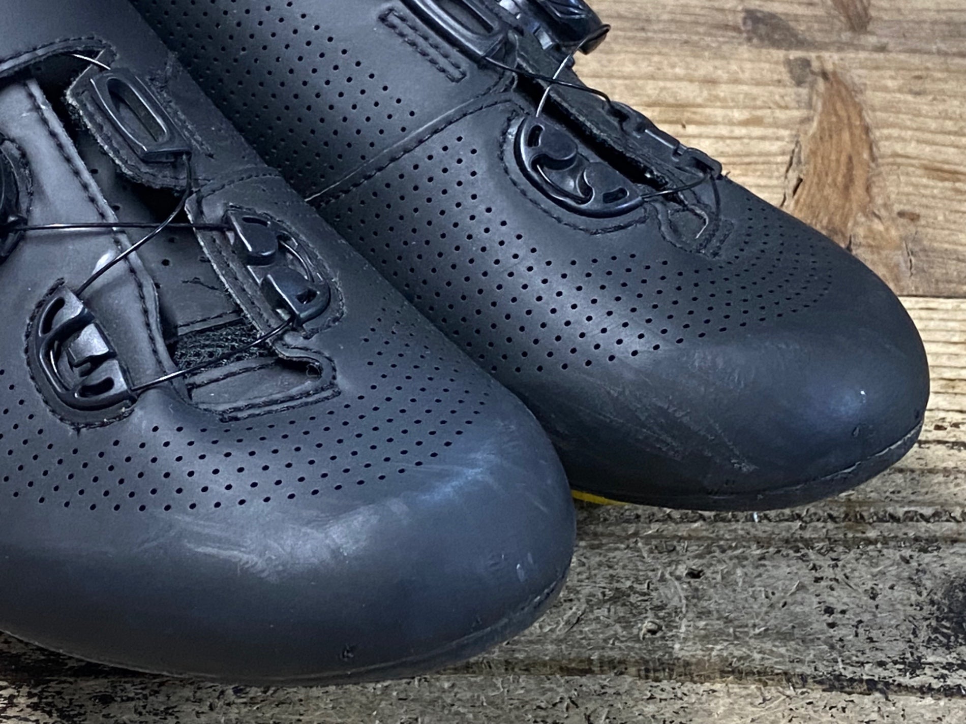 JV079 シマノ SHIMANO RC7 SHRC701M L01 S ビンディングシューズ 3穴