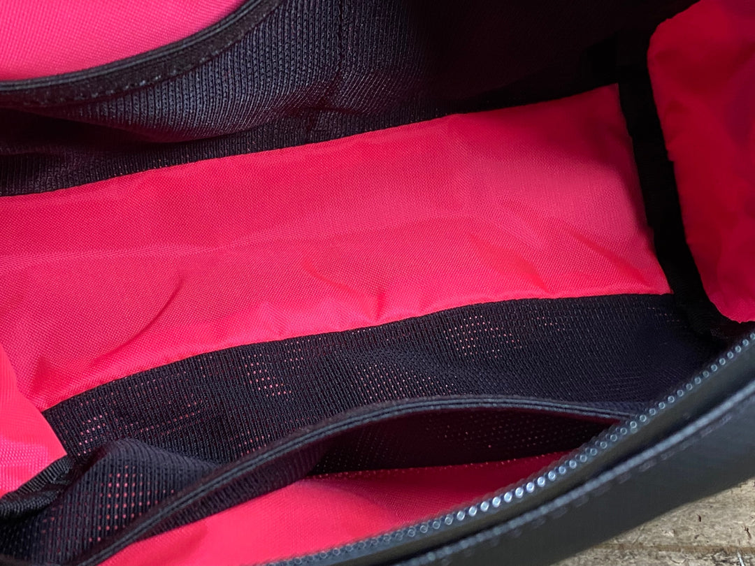 JU130 ラファ Rapha WASH BAG ハンドバッグ 黒