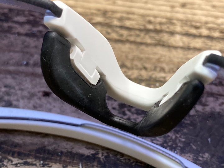 JI129 ボレー bolle LIGHTSHIFTER サングラス アイウェア 白
