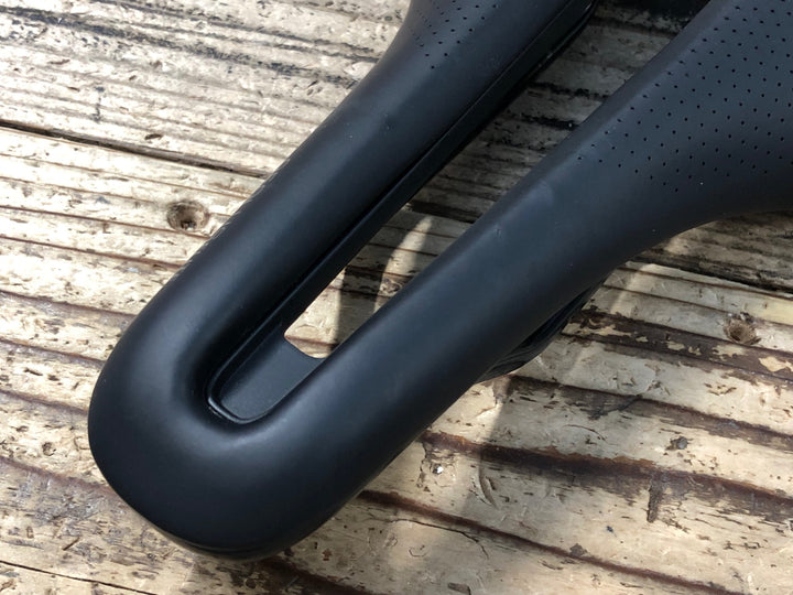 JW461 ボントレガー BONTRAGER アイオロス エリート AEOLUS ELITE サドル 黒 145mm