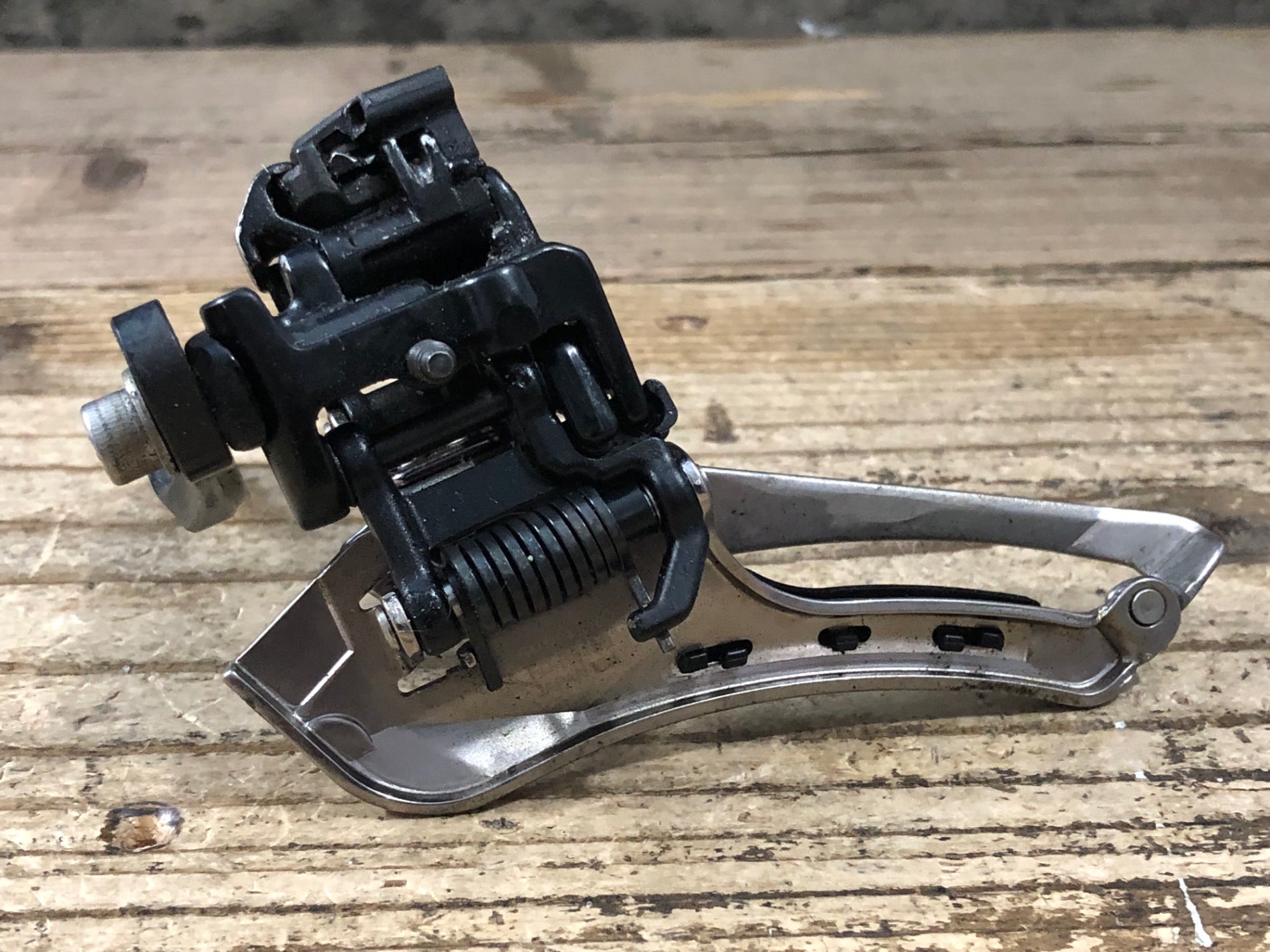JO435 シマノ SHIMANO デュラエース DURA-ACE FD-R9100 フロント