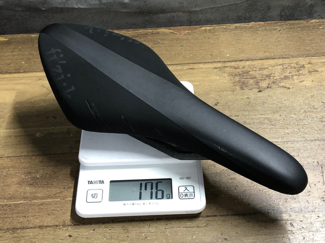 KM291 フィジーク fizik アリオネ ARIONE R1 サドル カーボンレール 黒 128mm