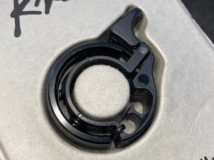 JS556 ノグ KNOG Oi！Classic Bike Bell 黒 ベル 22.2mm
