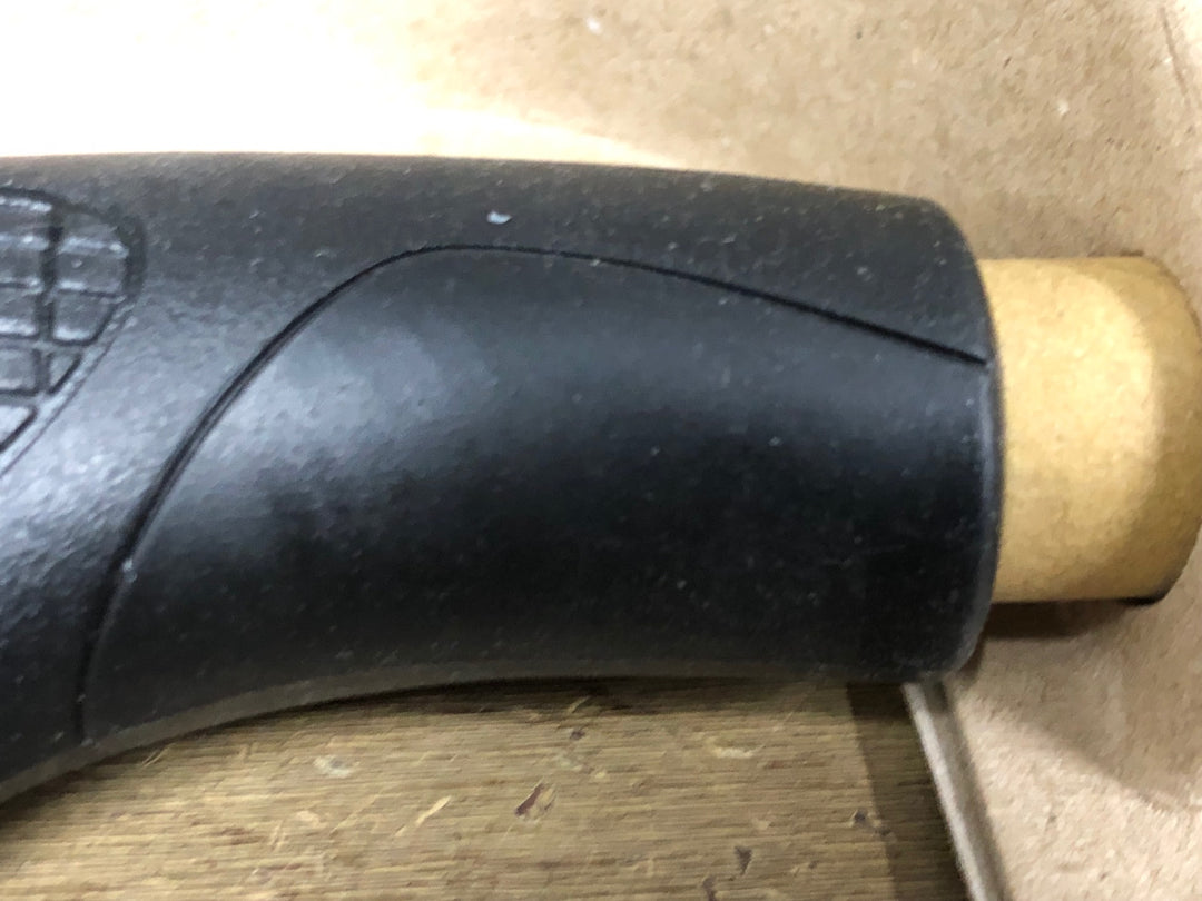 JQ390 エルゴン ERGON GP1-L グリップ 黒