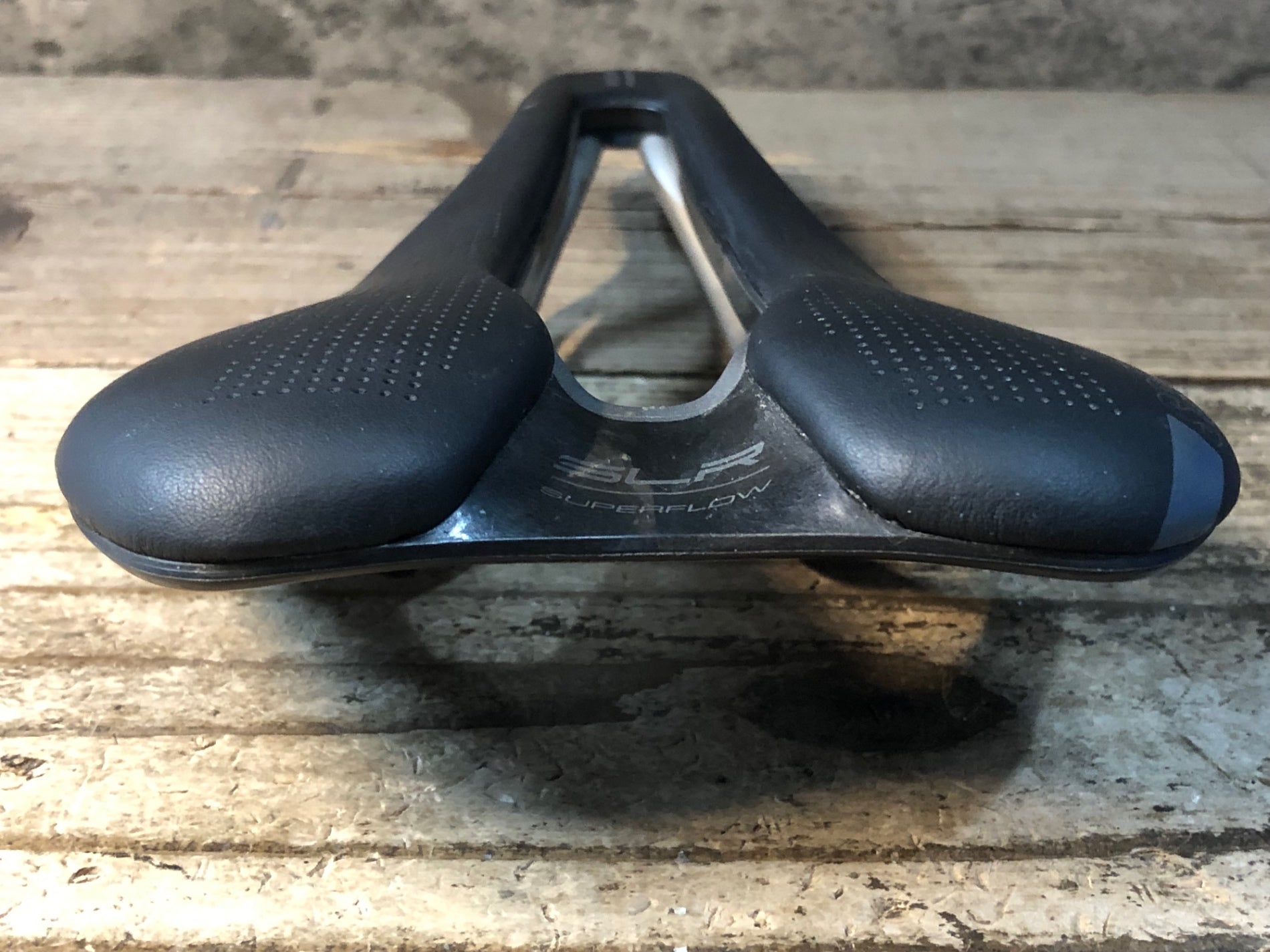 JU578 セライタリア selle italia SLR SUPERFLOW BOOST S3 サドル 黒