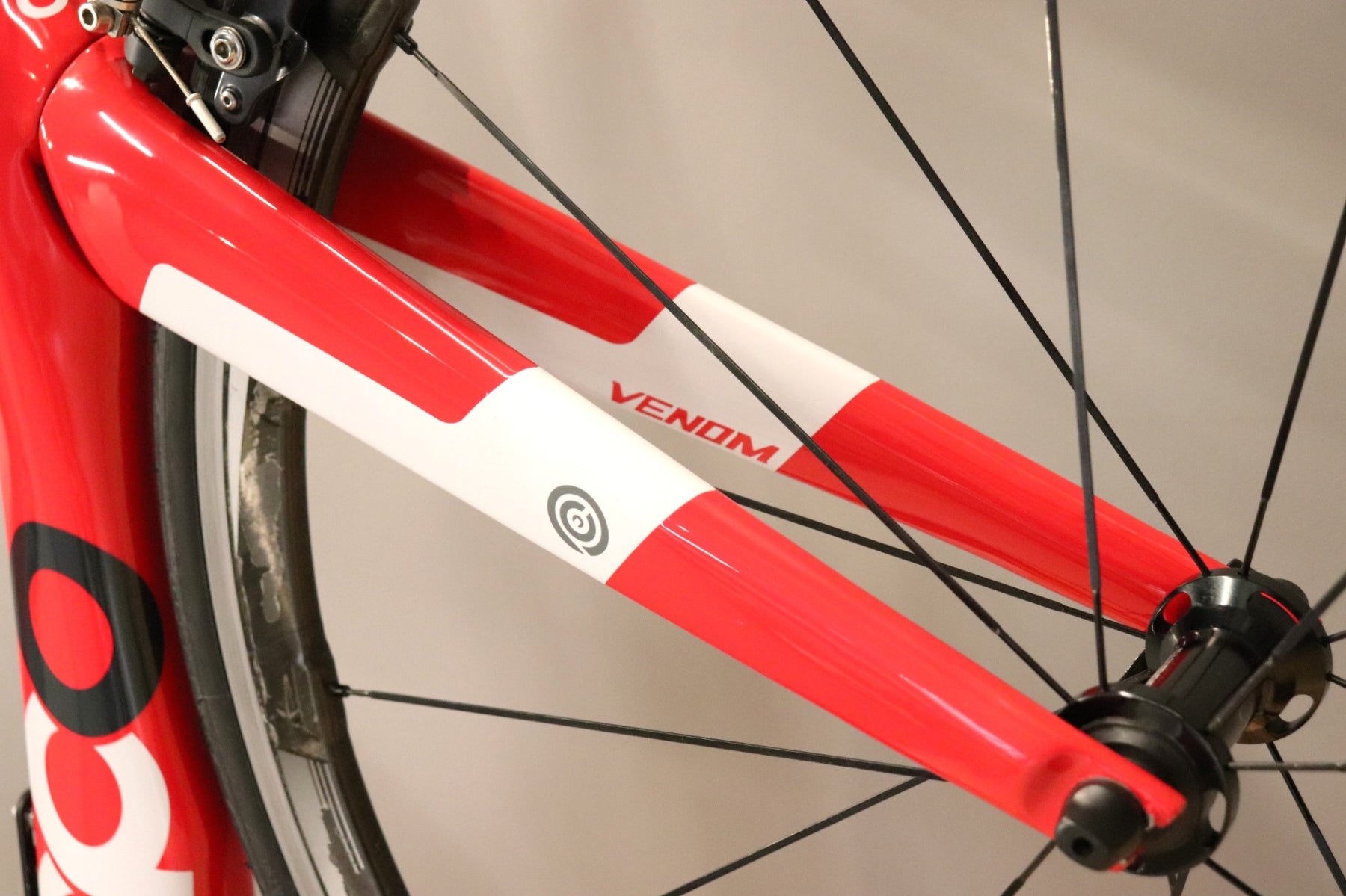 CEEPO シーポ VENOM ヴェノム 2011 フレーム sサイズ 直接取引 ○訳アリ シーポ CEEPO ヴェノム VENOM ULTEGRA 電動Di2 2011年 TT