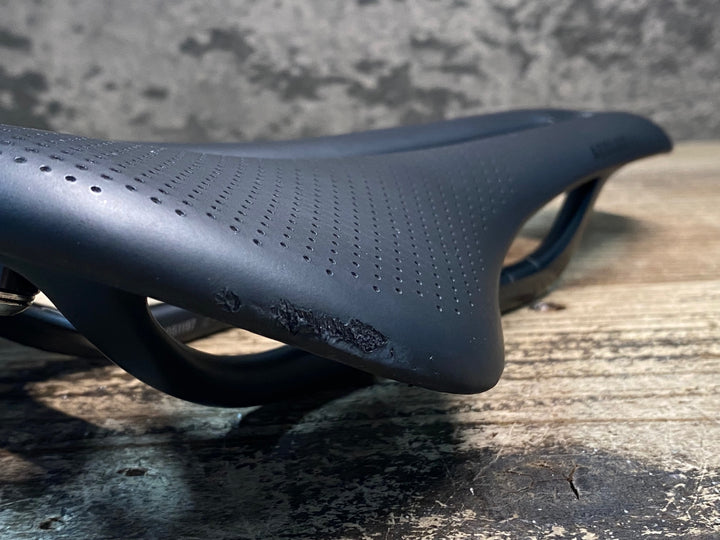 JH784 ボントレガー BONTRAGER AEOLUS RSL サドル 黒 145mm カーボンレール