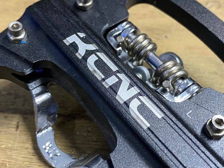 JY742 KCNC クリップレスプラットフォームペダル ビンディングペダル 片面フラット