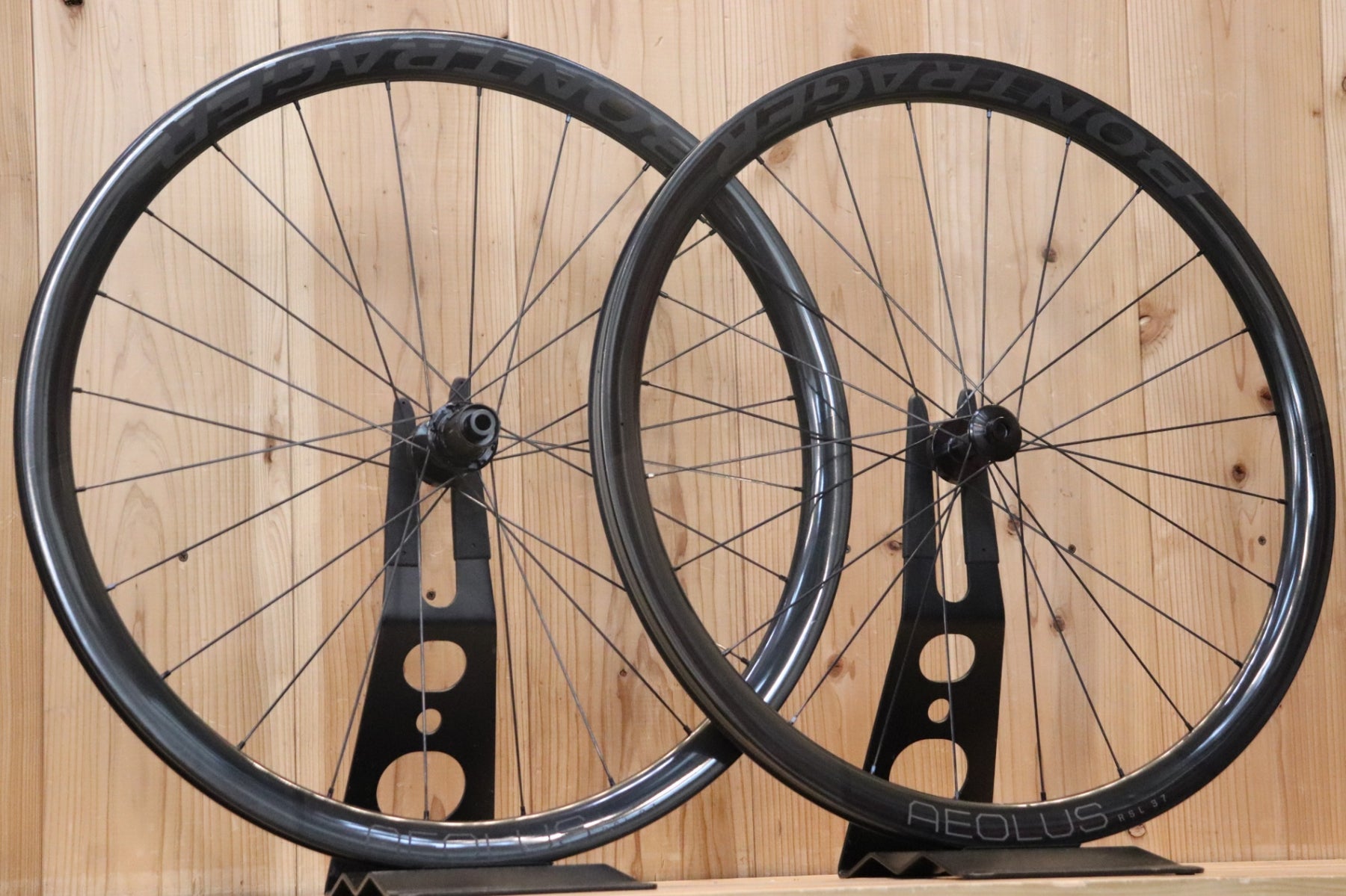 ボントレガー BONTRAGER アイオロス AEOLUS RSL 37 TLR カーボン