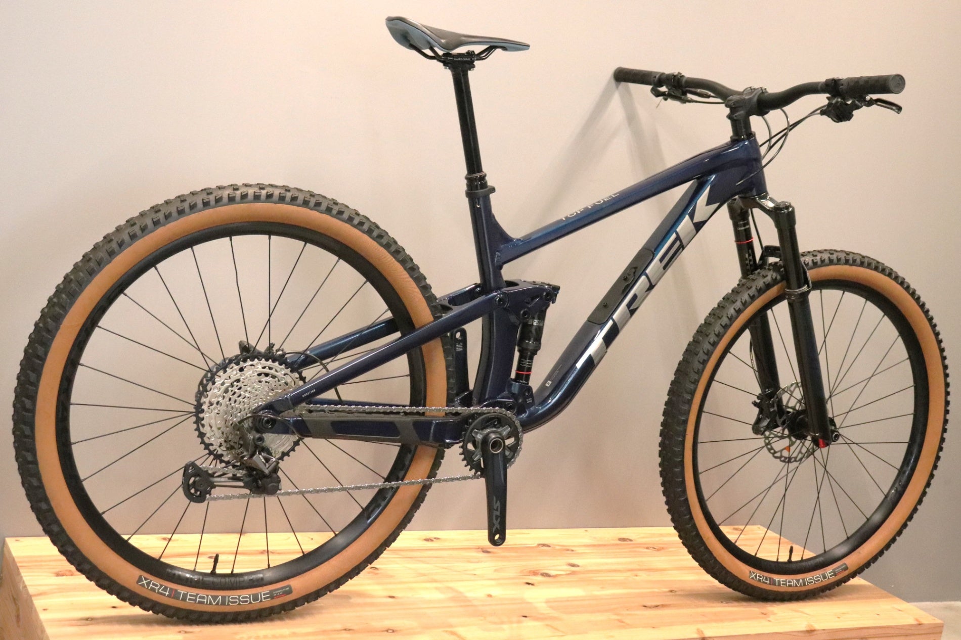 トレック TREK トップフューエル TOP FUEL 8 GEN3 2022 Lサイズ シマノ