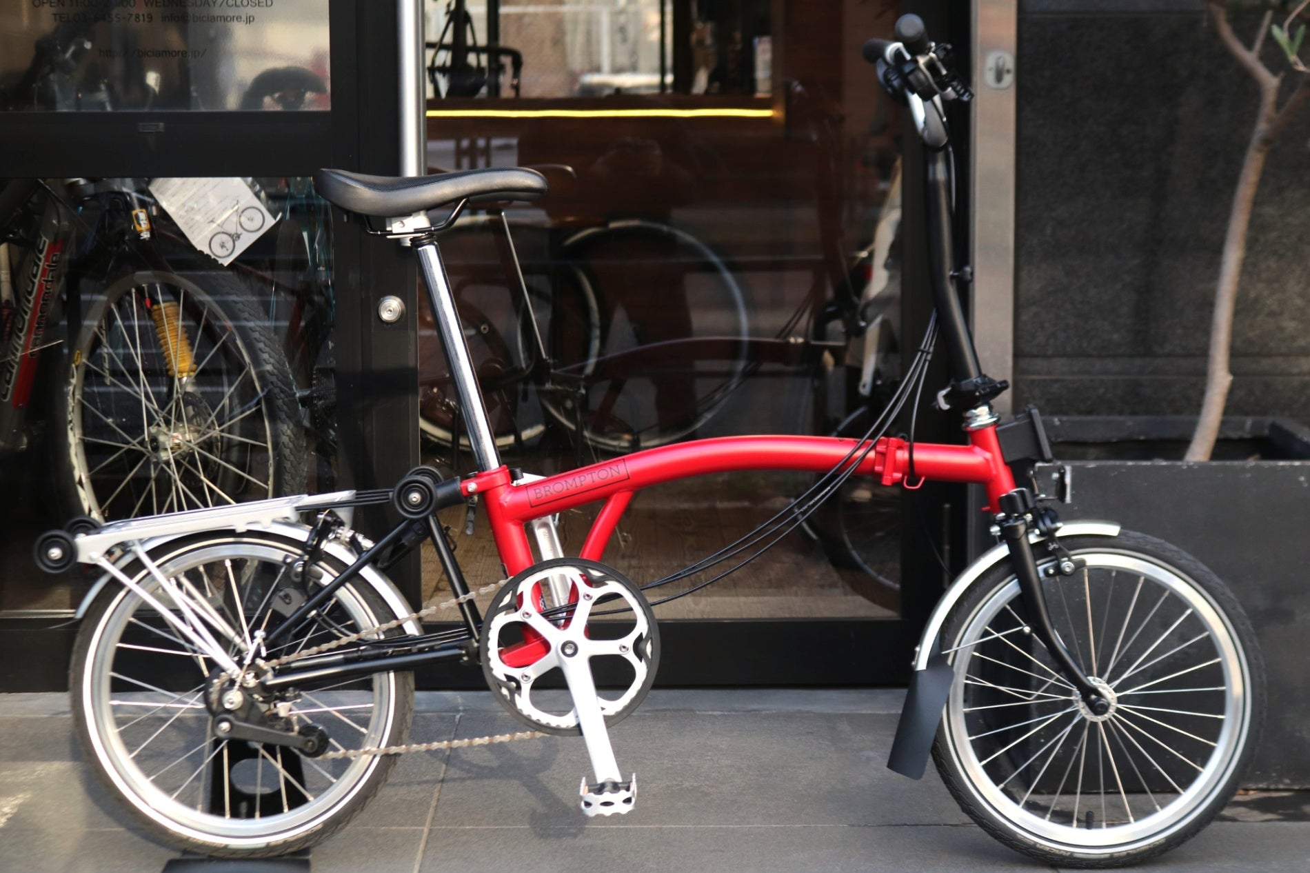 ブロンプトン BROMPTON M6R 2023モデル ミニベロ 折り畳み 小径車