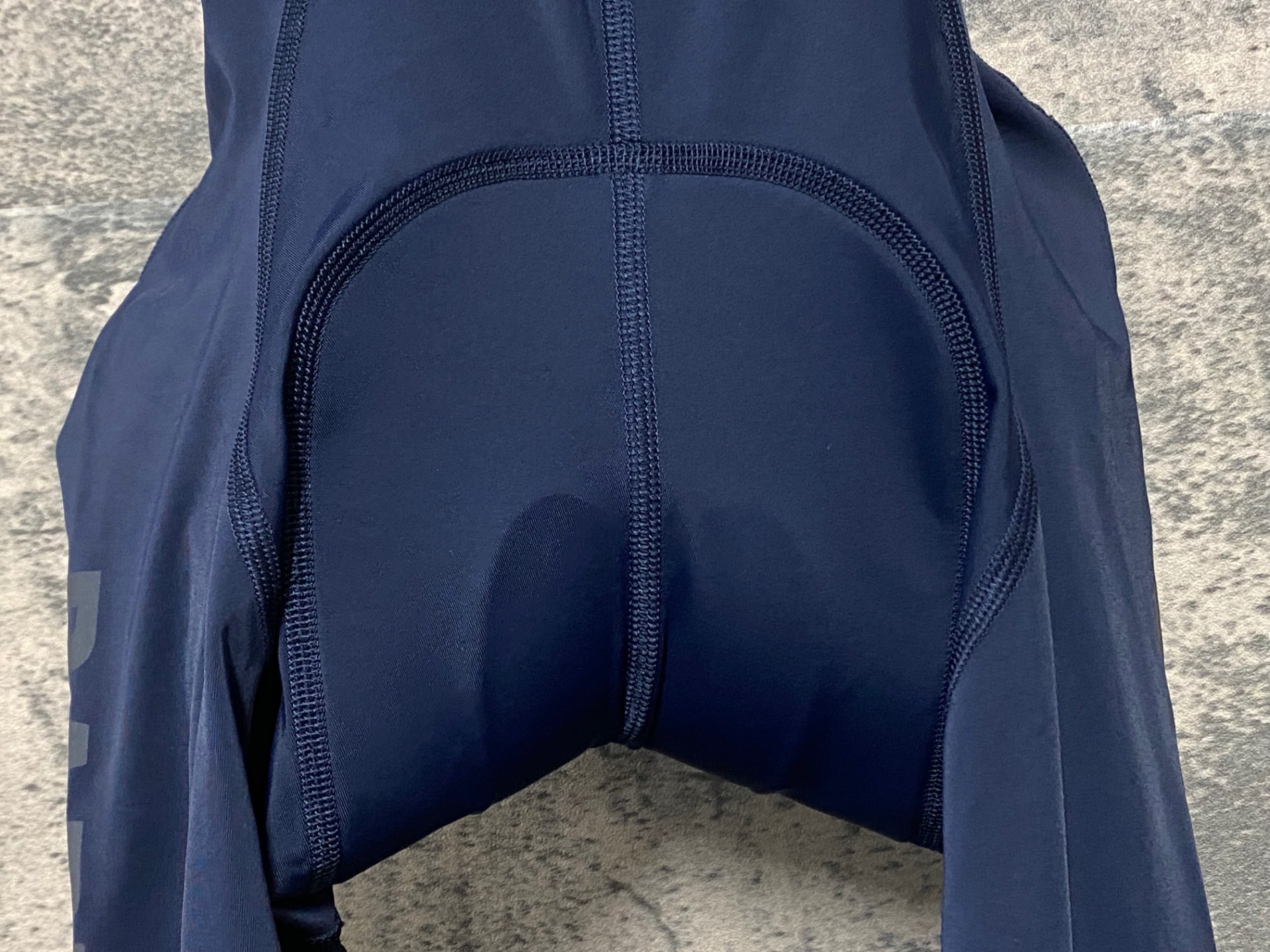 KK182 ラファ RAPHA PRO TEAM TRAINING TIGHTS WITH PAD ビブタイツ