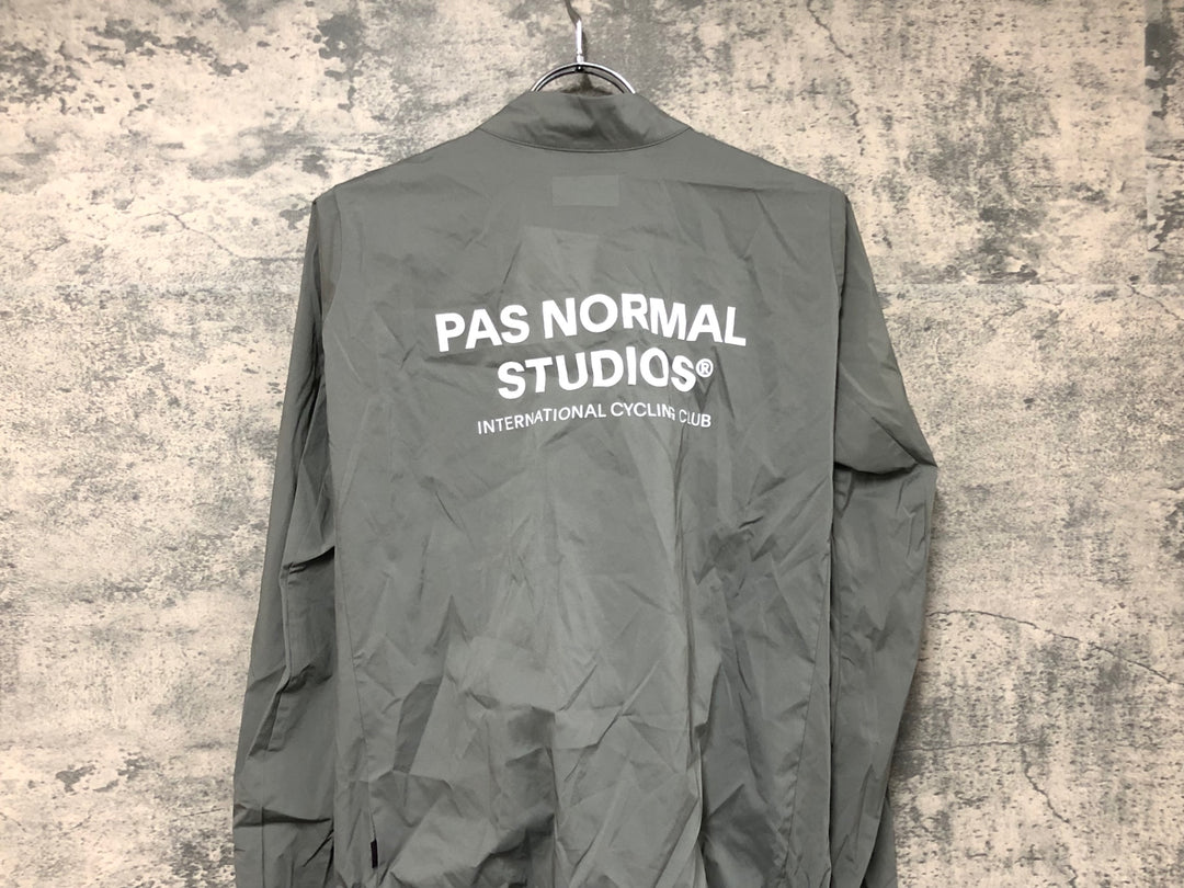 JO914 パスノーマルスタジオ PAS NORMAL STUDIOS Mechanism Stow Away Jacket 長袖 ウィンドブレーカー グレー M