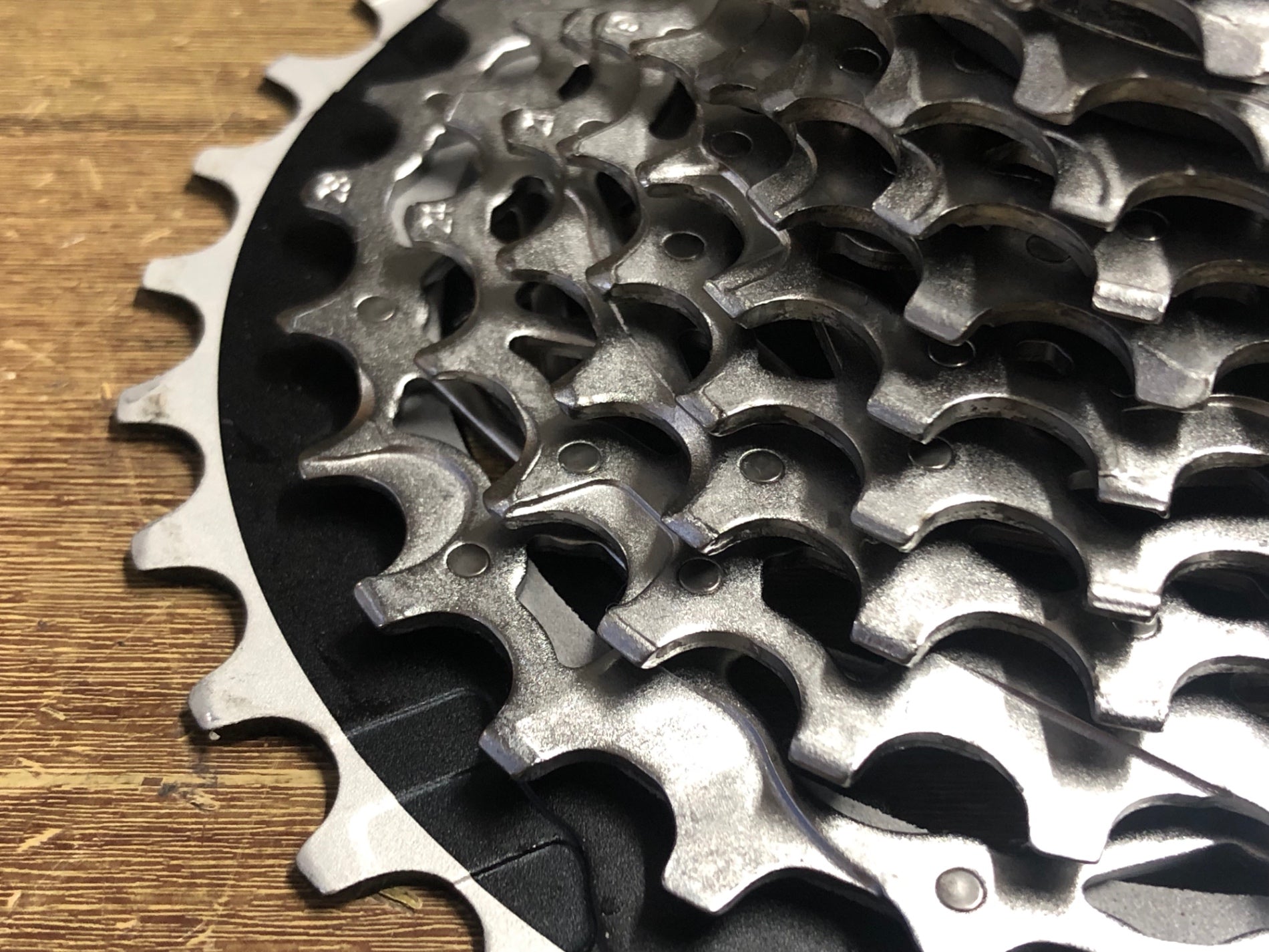 KA775 スラム SRAM フォース FORCE E1 スプロケット 10-33T 12S 完成車