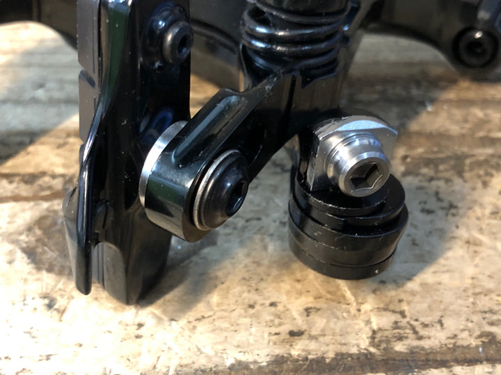 JR339 シマノ SHIMANO デュラエース DURA-ACE BR-R9200-F フロント キャリパーブレーキ