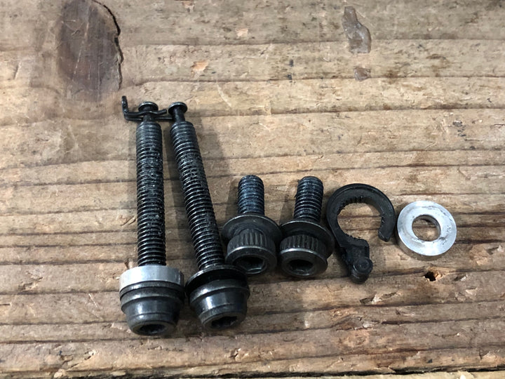 KN237 シマノ SHIMANO 105 BR-R7070 ディスクブレーキ キャリパー 前後セット ブラック