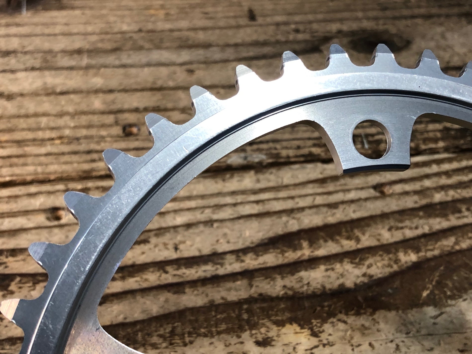 JY173 スギノ SUGINO 75 チェーンリング 厚歯 47T 144PCD NJS – BICI