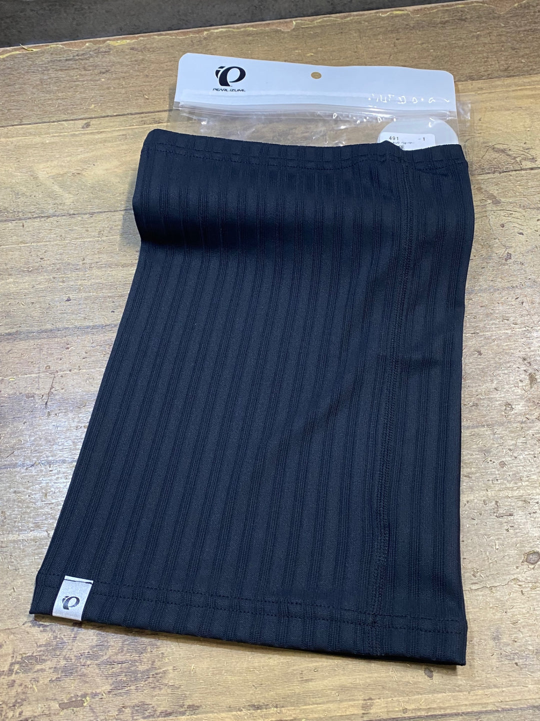 KL323 パールイズミ PEARL iZUMi ネックウォーマー 黒