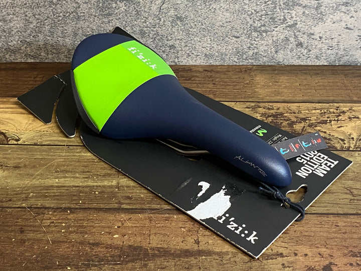 JP952 フィジーク fizik アリアンテ ARIANTE R3 サドル 黒緑 Kiumレール