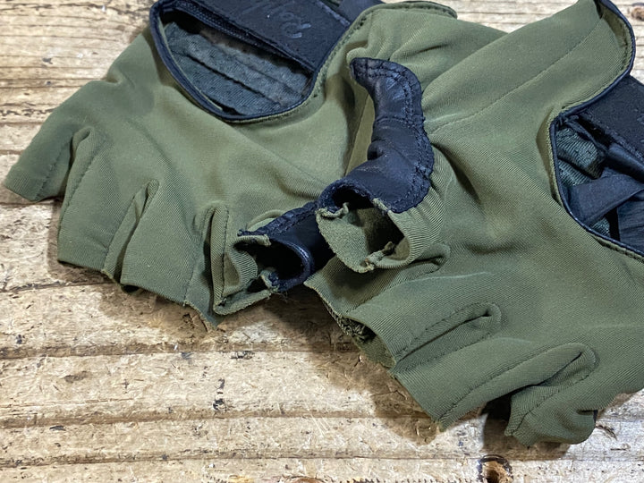 KB062 ラファ Rapha 指切 グローブ オリーブ サイズ不明