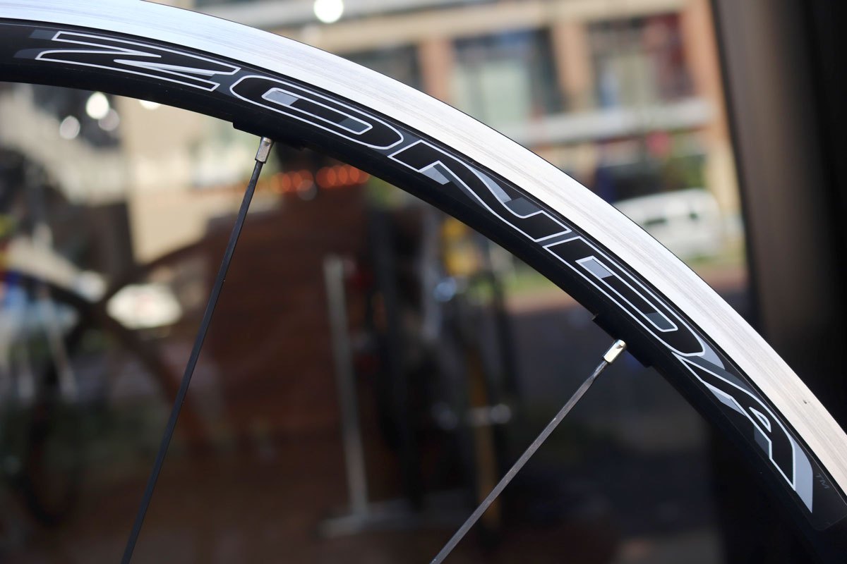 カンパニョーロ Campagnolo ゾンダ ZONDA 17C シマノ11sフリー アルミ