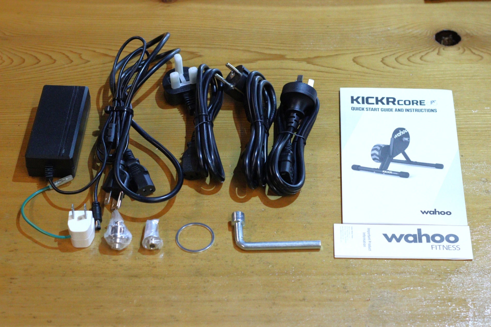 ワフー WAHOO キッカーコア KICKR CORE ダイレクトドライブ スマート