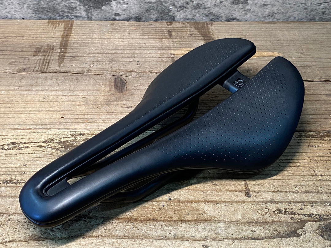 JP895 ボントレガー BONTRAGER AEOLUS PRO サドル カーボンレール 145mm