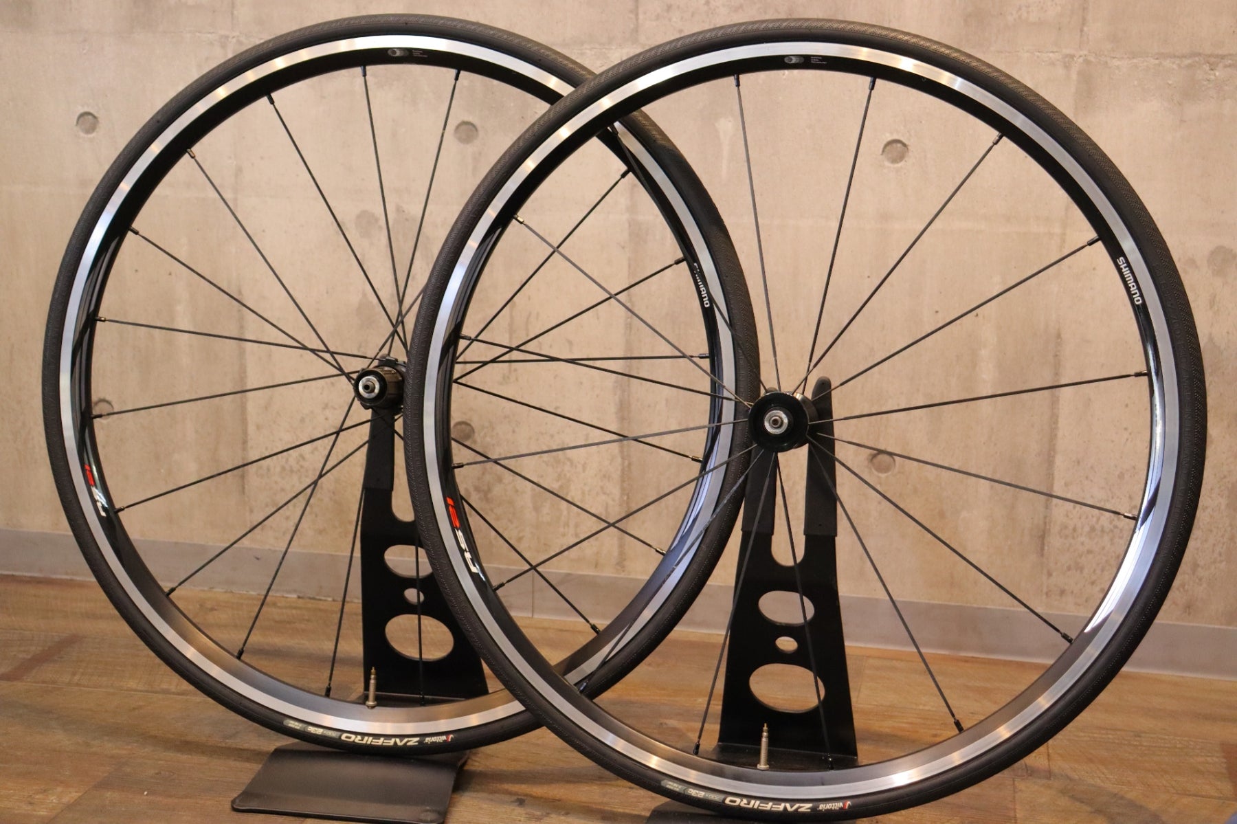 シマノ SHIMANO WH-RS21 アルミ クリンチャー ホイールセット シマノ