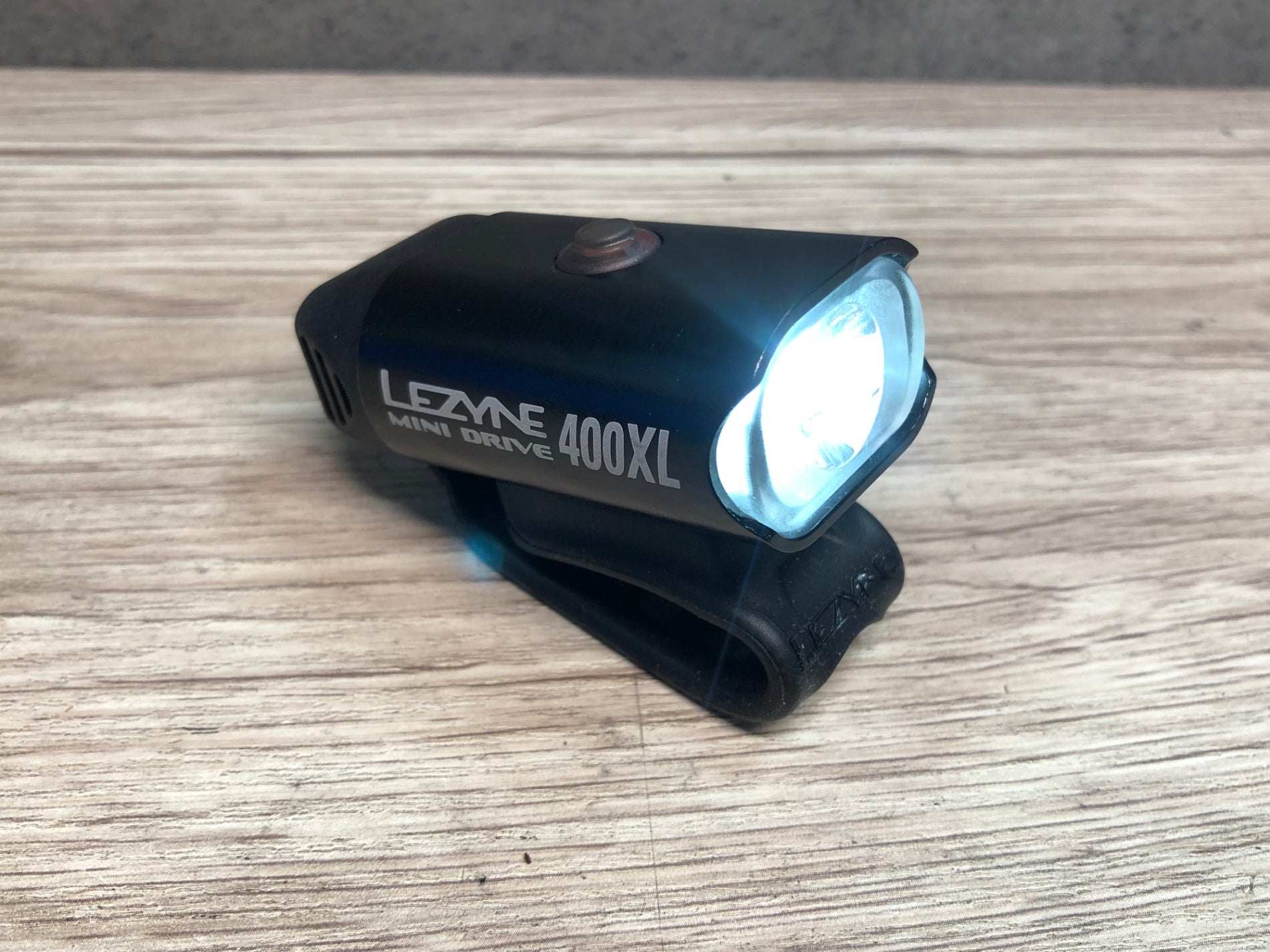 IL499 レザイン LEZYNE MINI DRIVE 400XL STICK DRIVE 30 ライトセット