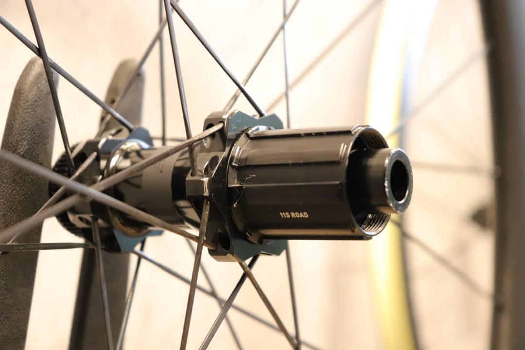 ボントレガー BONTRAGER アイオロス AEOLUS PRO 37 カーボン チューブレスレディ シマノ 12/11S ホイールセット 21C 【さいたま浦和店】