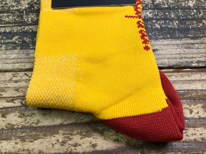 JH567 ラファ Rapha LOGO SOCKS サイクルソックス 黄 赤 S