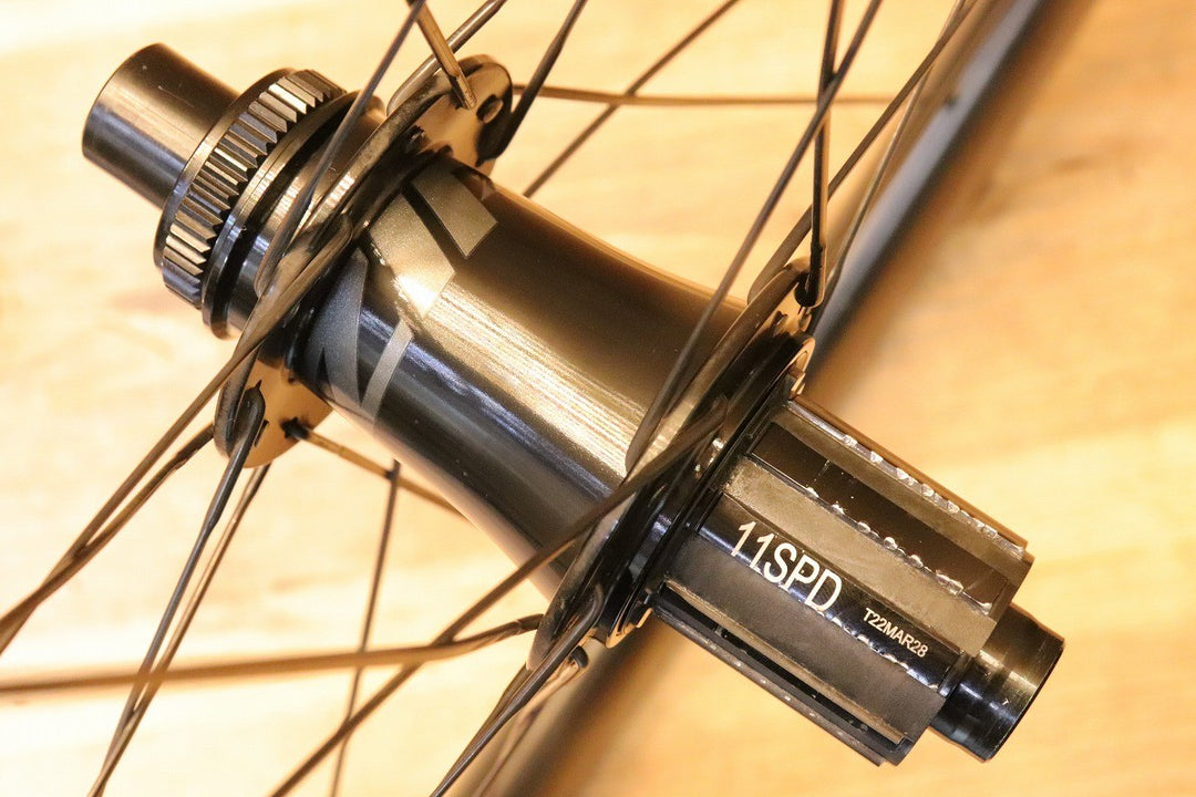 ジップ ZIPP 303 S カーボン チューブレスレディ ホイールセット シマノ 11S/12S フックレス 【芦屋店】