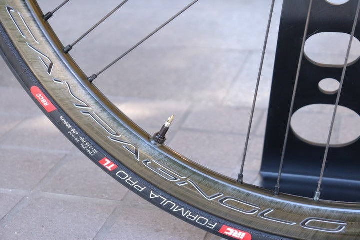 カンパニョーロ Campagnolo ボーラ BORA WTO 33 DB カーボン チューブレス ディスク ホイールセット シマノ11S/12S 19C 【横浜店】