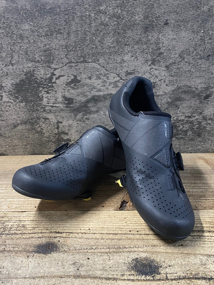 KB187 シマノ SHIMANO RC3 SHRC300M L01S ビンディングシューズ EU40 3穴 黒