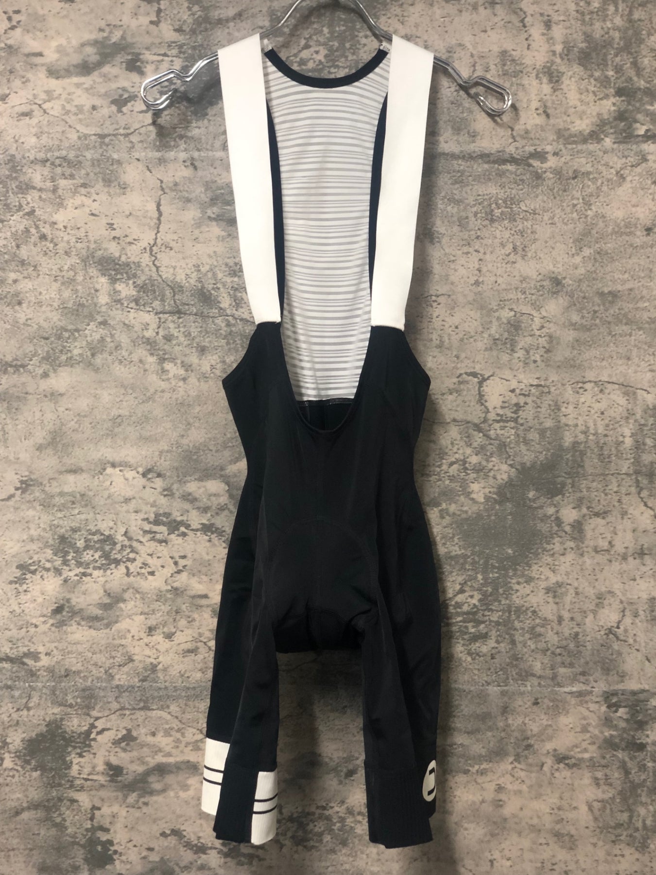 JU783 ドットアウト DOTOUT ビブショーツ 黒白 L – BICI AMORE ONLINE