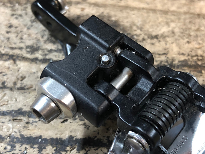 JS788 シマノ SHIMANO 105 FD-5800 フロントディレイラー 2S 直付け