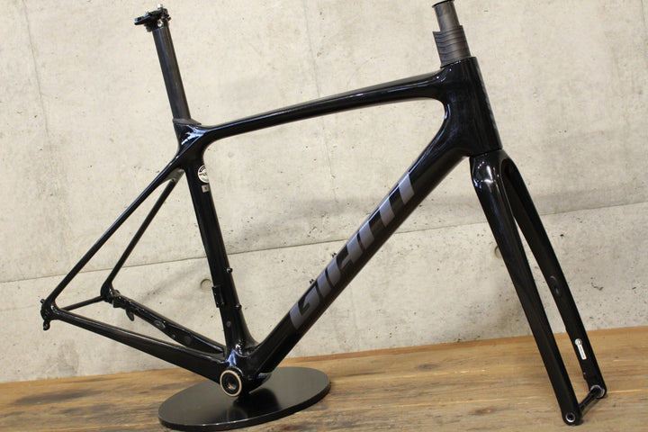 ジャイアント GIANT TCR ADVANCED2 DISC KOM 2023年モデル Sサイズ カーボン フレームセット 【福岡店】