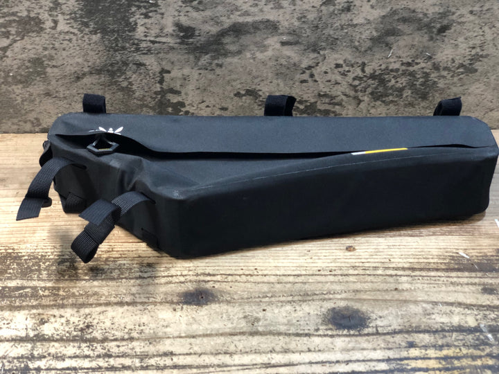 JY797 アピデュラ APIDURA レーシング・トップチューブパック・ボルトオン