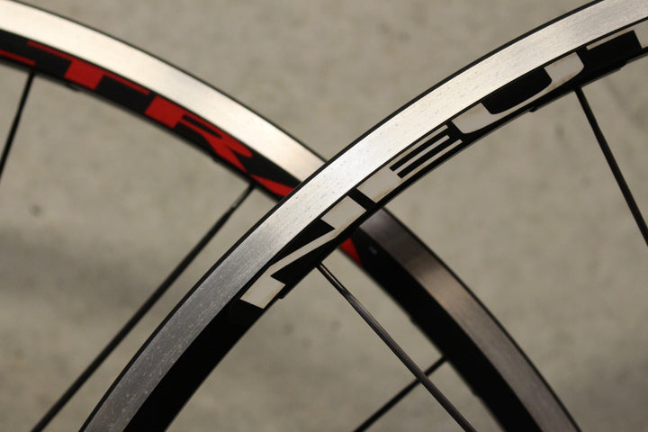 カンパニョーロ CAMPAGNOLO ニュートロン ウルトラ NEUTRON ULTRA アルミ クリンチャー ホイールセット カンパ 11S/12S 【福岡店】
