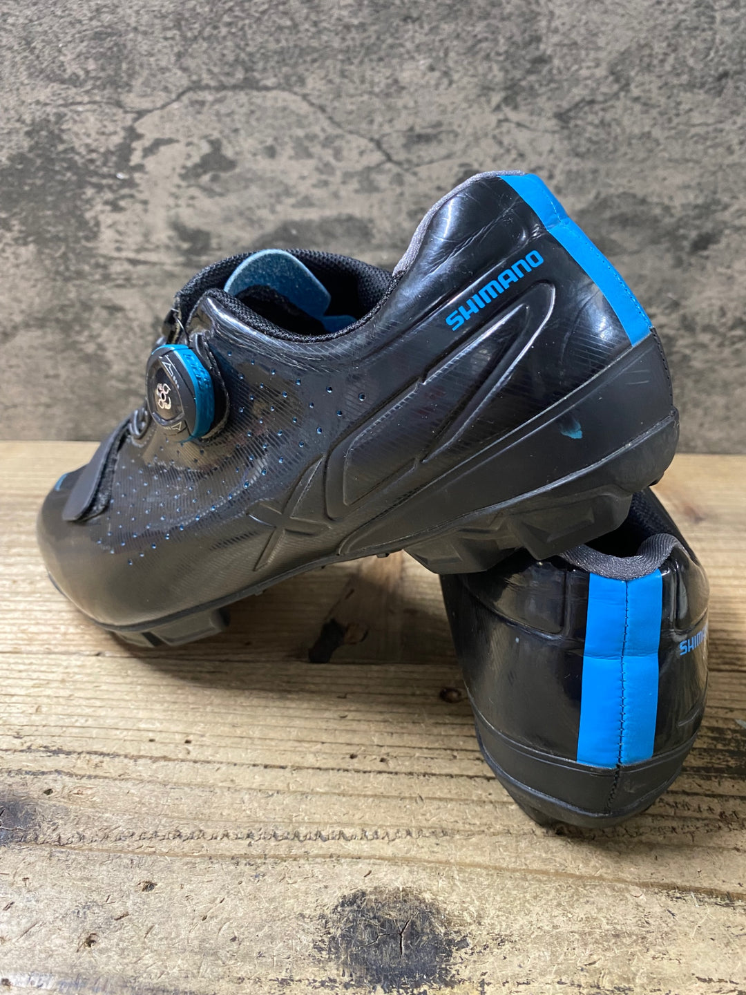 KJ935 シマノ SHIMANO SH-XC700E L WIDE ビンディングシューズ 黒 2穴 BOA EU42
