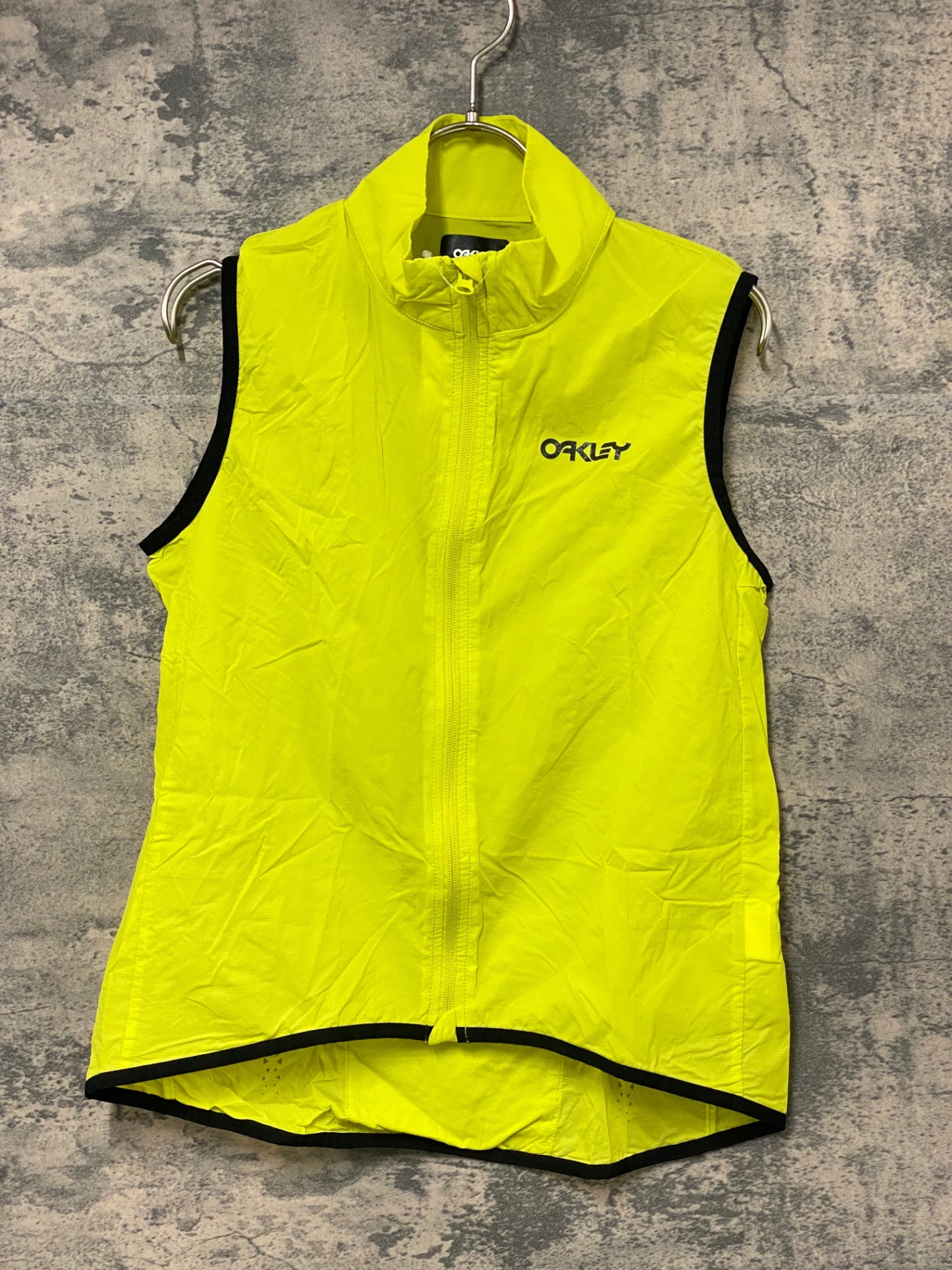 JY861 オークリー OAKLEY Regular FIT ジレ サイクルベスト 黃 M