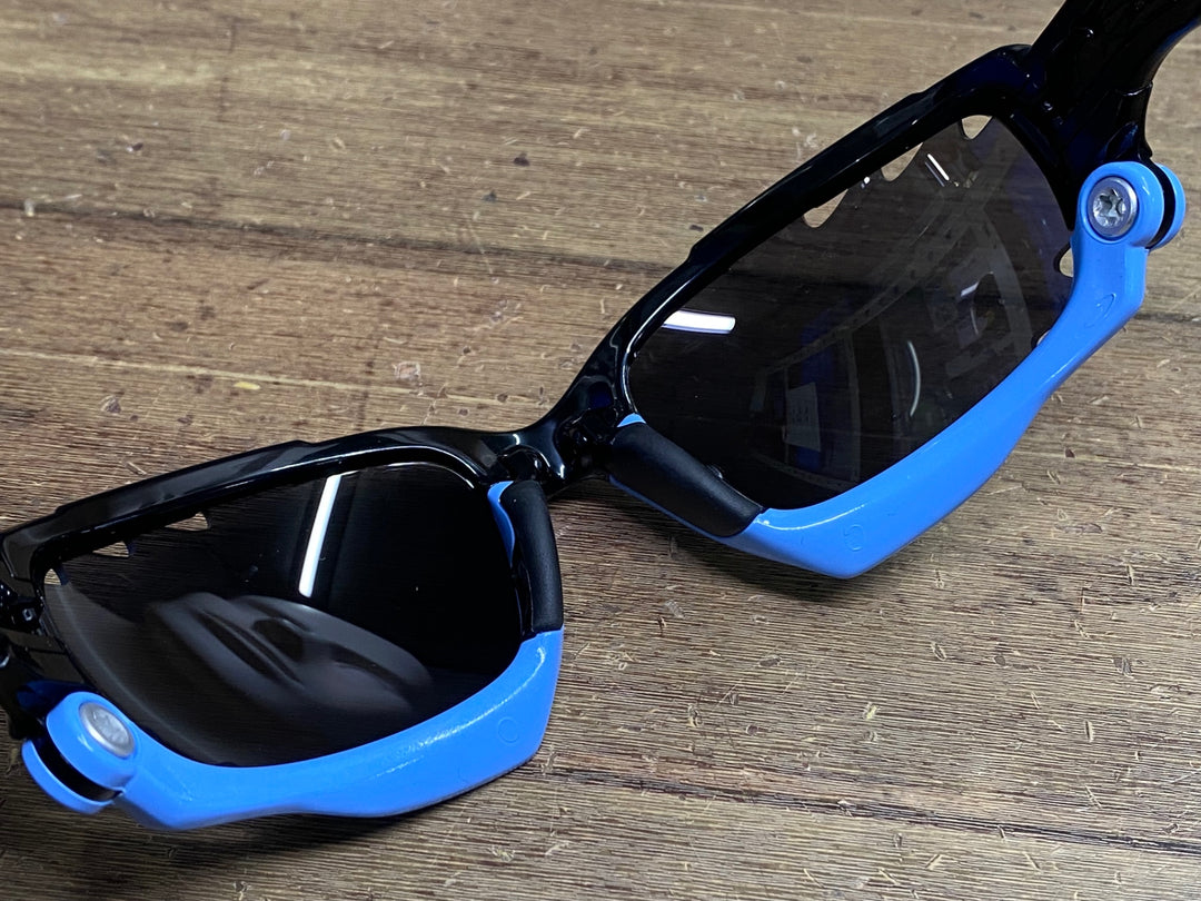 JN145 オークリー OAKLEY Racing Jacket サングラス アイウェア 黒 水色 レンズブラック