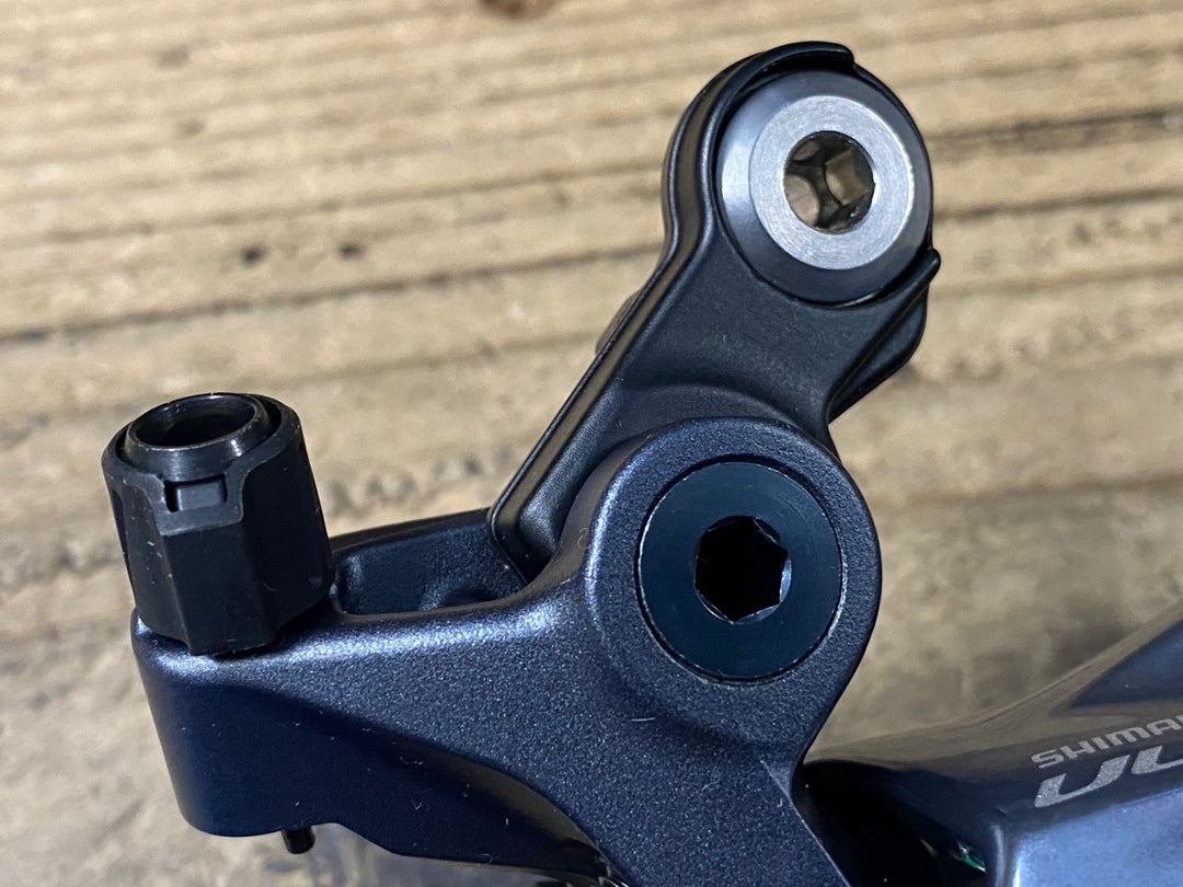 KN081 シマノ SHIMANO アルテグラ ULTEGRA RD-R8000 リアディレイラー 11S GS ※未走行品