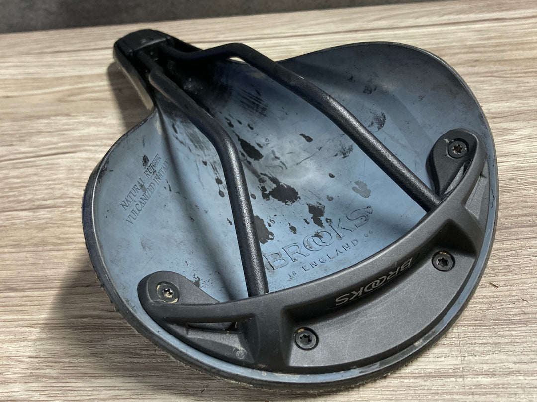 JR251 ブルックス BROOKS C17 サドル 164mm
