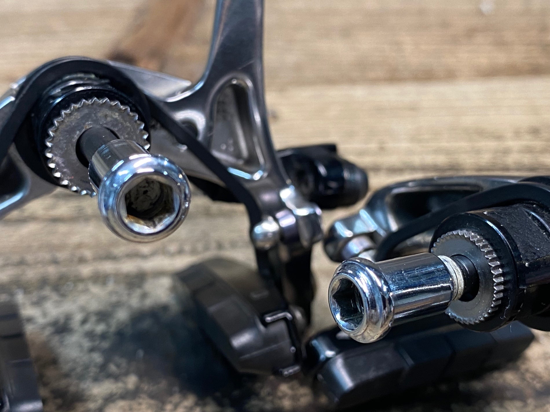 JO137 スラム SRAM レッド RED AEROLINK RIM ブレーキキャリパー 前後