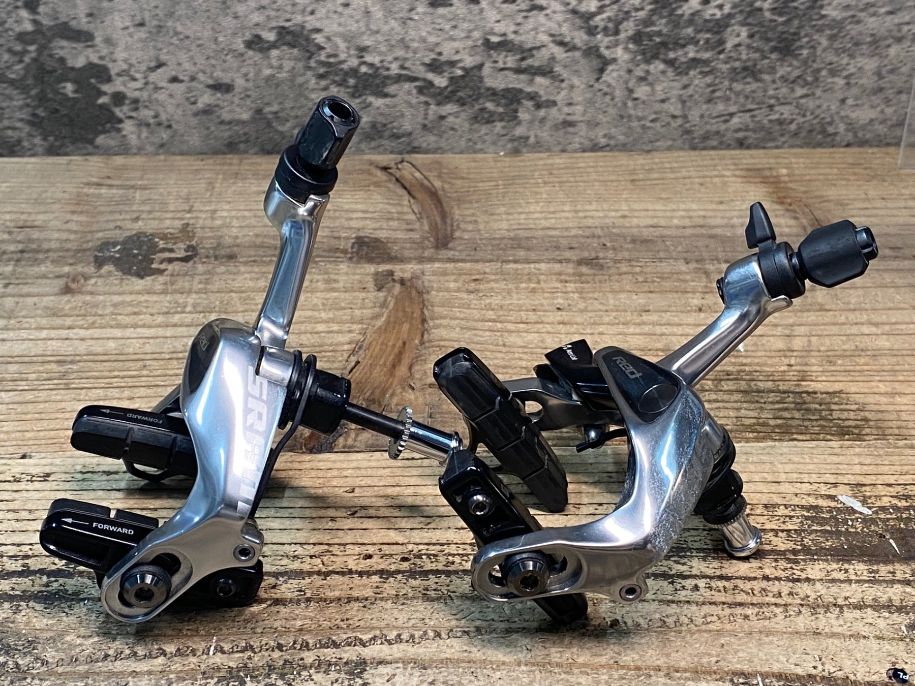 SRAM red AeroLink キャリパーブレーキ Amazon | SRAMレッドブレーキキャリパーグレー、リアキャリパー | ブレーキ