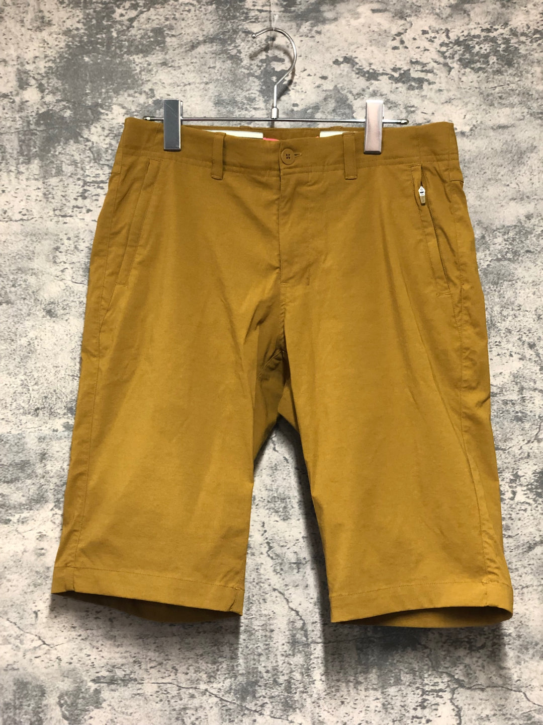KM124 ラファ Rapha EXPLORE SHORTS サイクルパンツ ベージュ サイズ不明