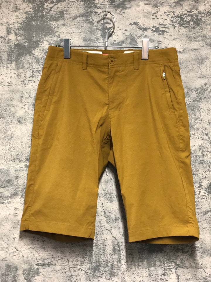 KM124 ラファ Rapha EXPLORE SHORTS サイクルパンツ ベージュ サイズ不明