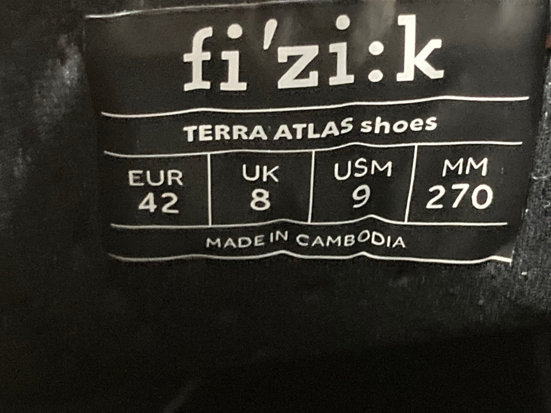 KL779 フィジーク fizik テラ TERRA ATLAS ビンディングシューズ EU42 2穴 グレー ※アウトソールひび割れ