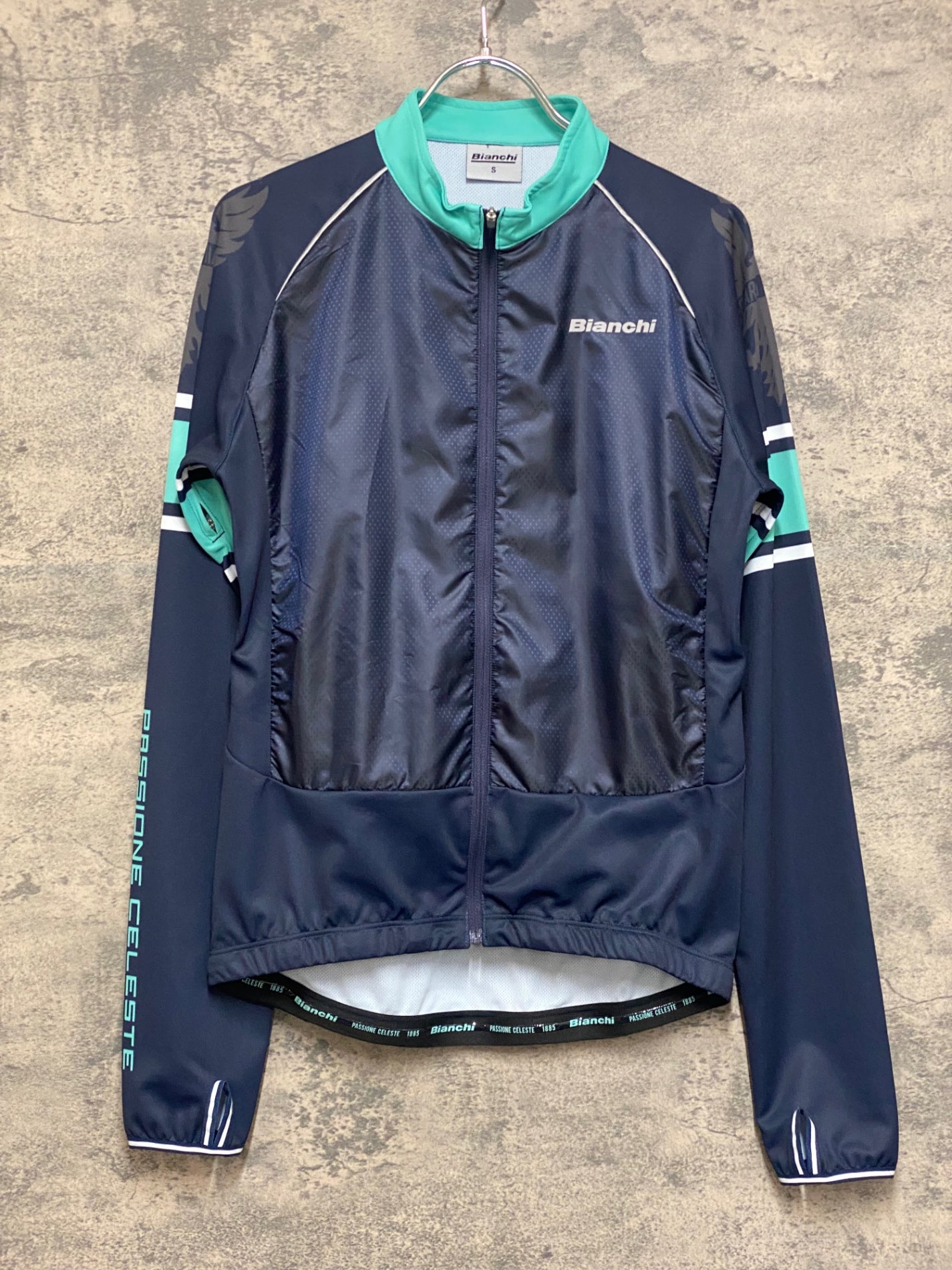 【ビアンキ美品】Bianchi サイクルジャージ 黒・水色 長袖 JN256 ビアンキ BIANCHI 長袖 サイクルジャージ 紺 S – BICI AMORE